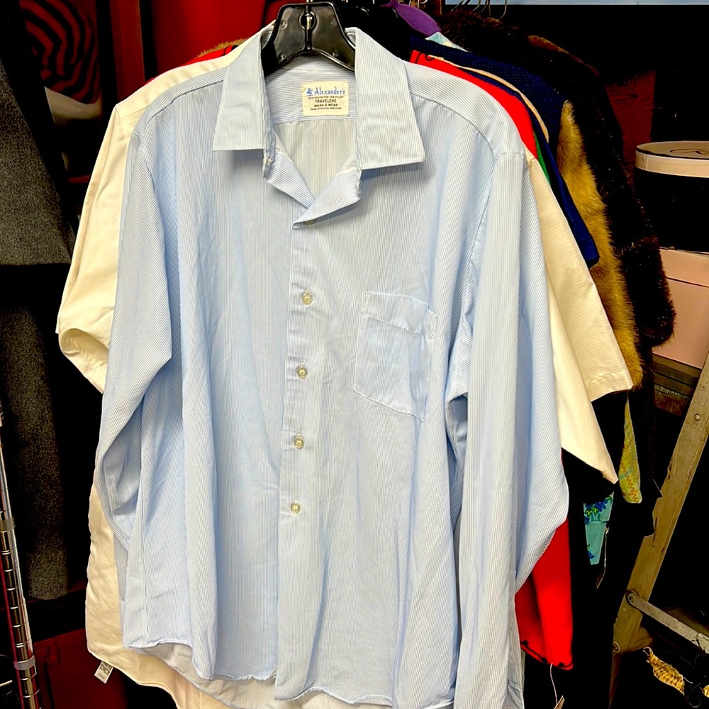 B239 // Alexander’s Striped Men’s Dress Shirt